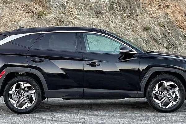 2026 Hyundai Tucson Hybrid Premium NX4.V4