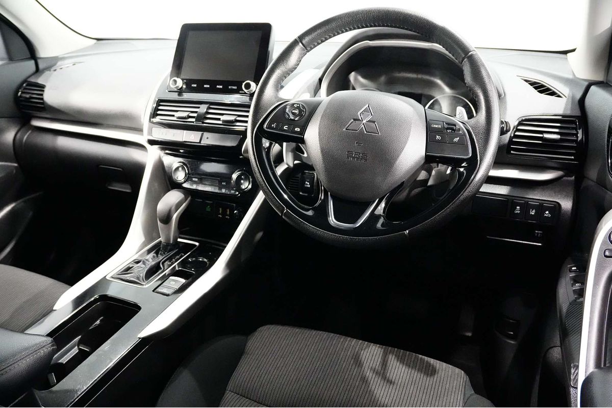 2023 Mitsubishi Eclipse Cross LS YB