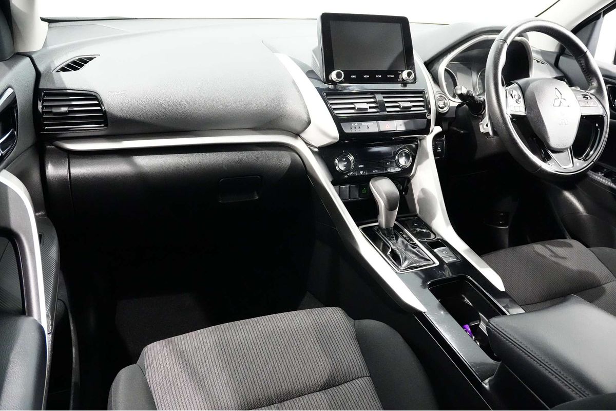 2023 Mitsubishi Eclipse Cross LS YB