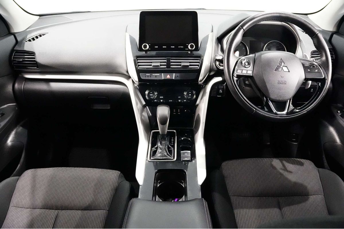 2023 Mitsubishi Eclipse Cross LS YB