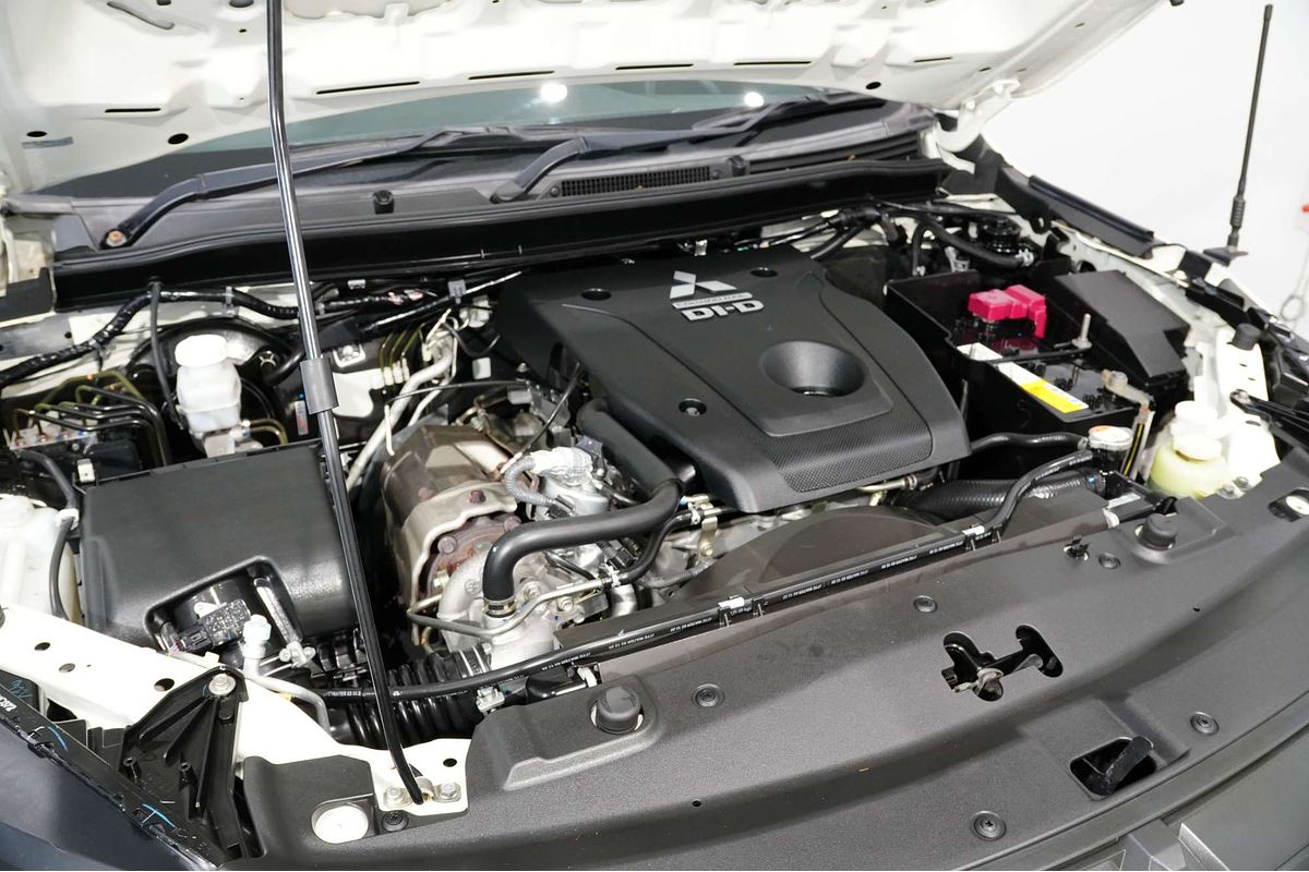 2020 Mitsubishi Triton GLX ADAS MR 4X4