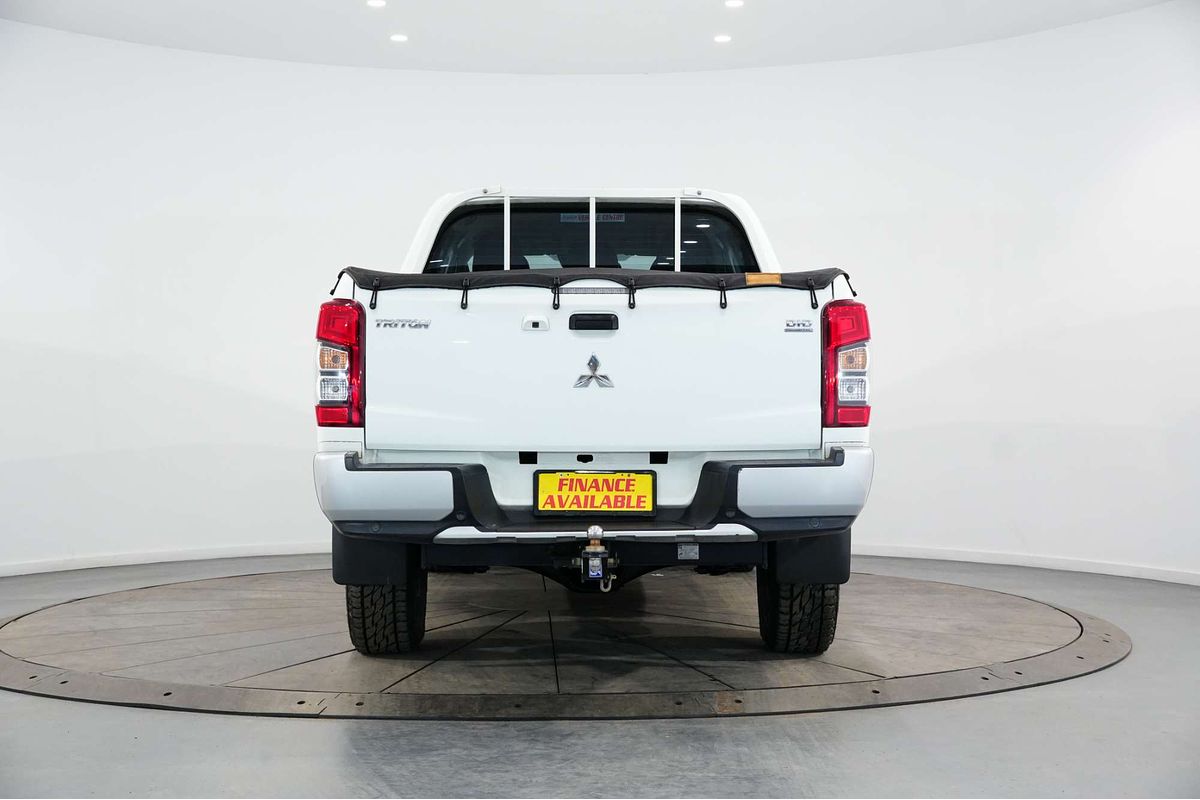 2020 Mitsubishi Triton GLX ADAS MR 4X4