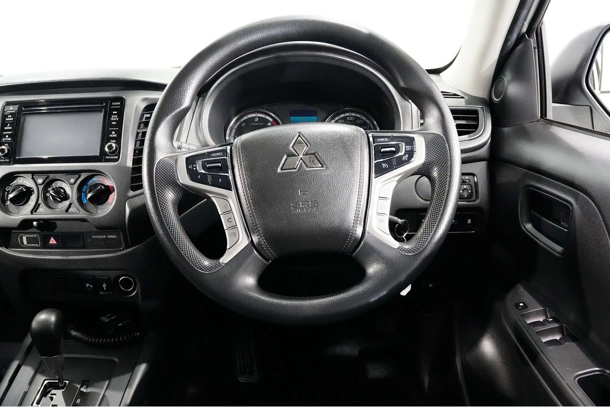 2020 Mitsubishi Triton GLX ADAS MR 4X4