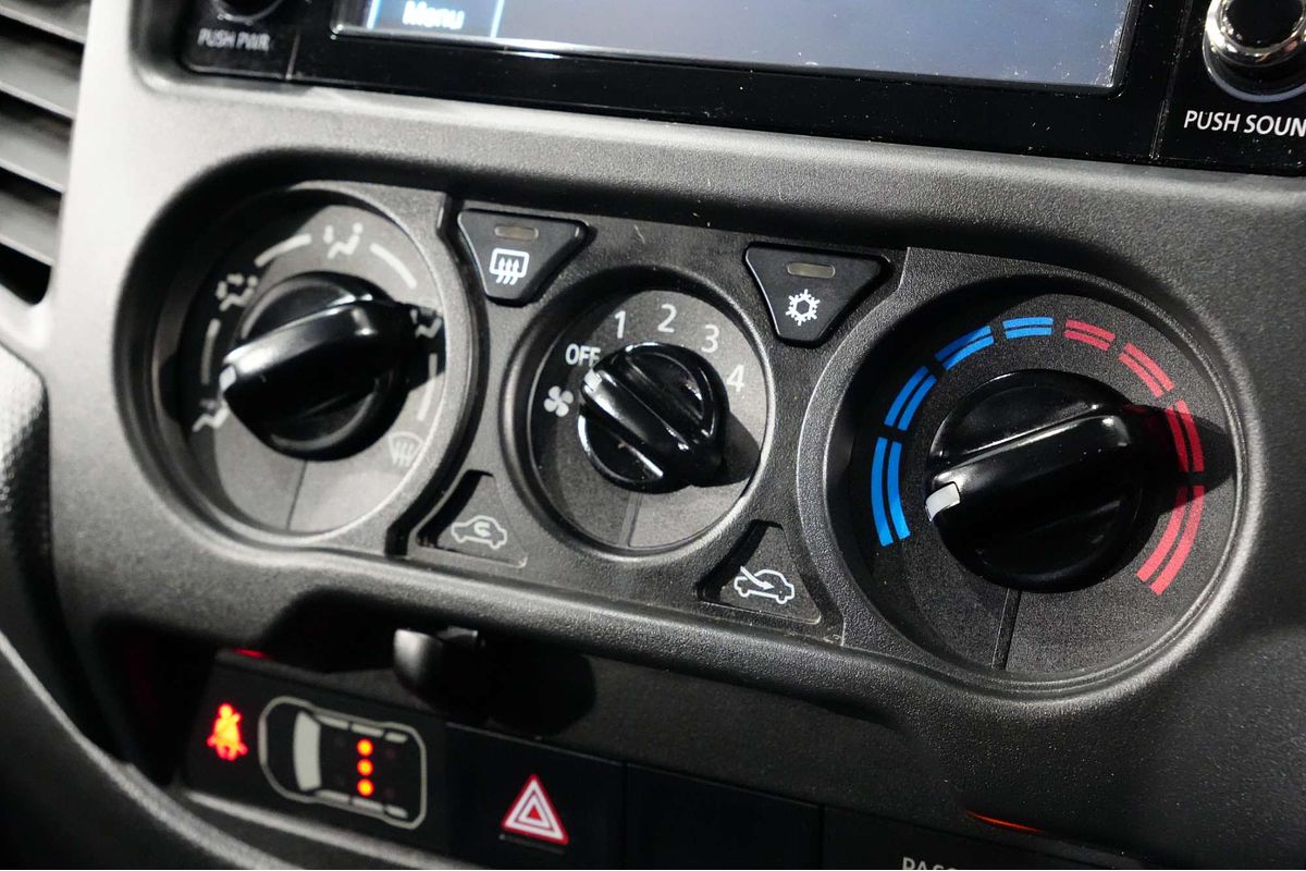 2020 Mitsubishi Triton GLX ADAS MR 4X4