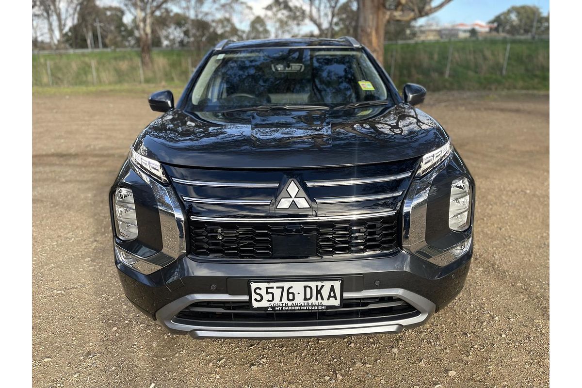 2025 Mitsubishi Outlander LS ZM