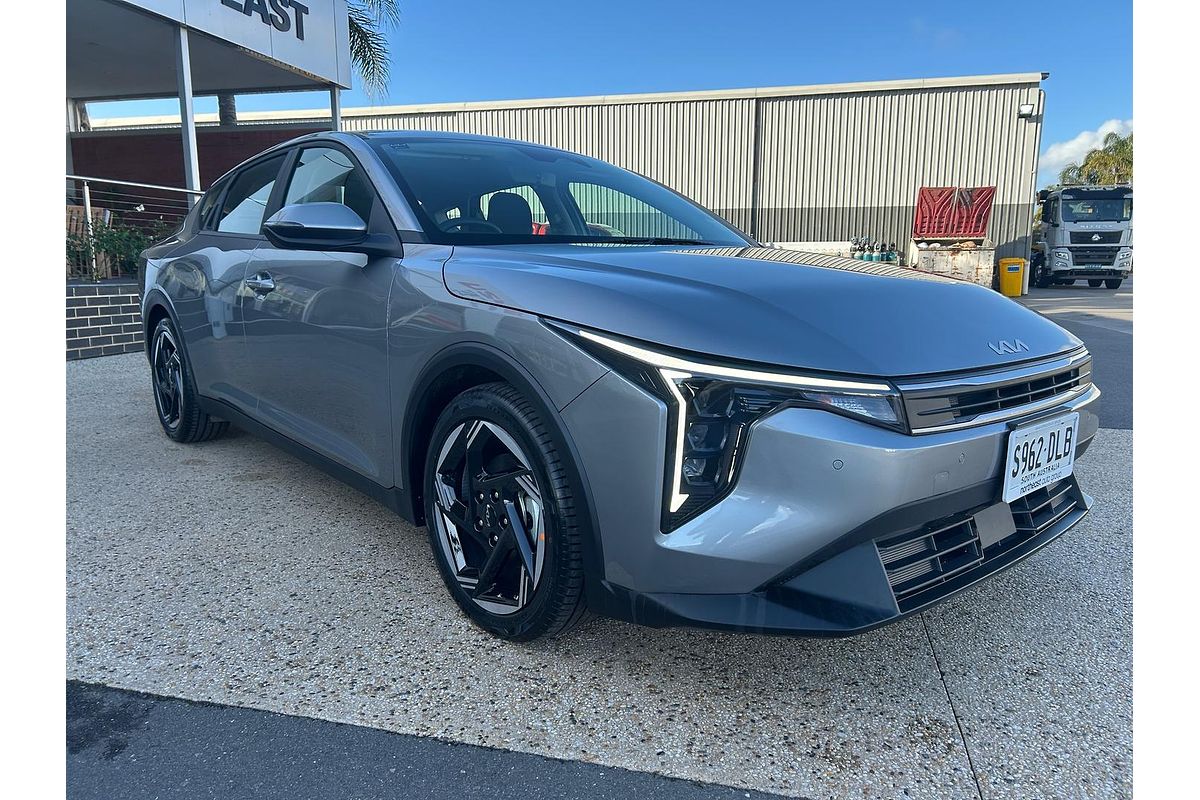 2025 Kia K4 Sport CL4m