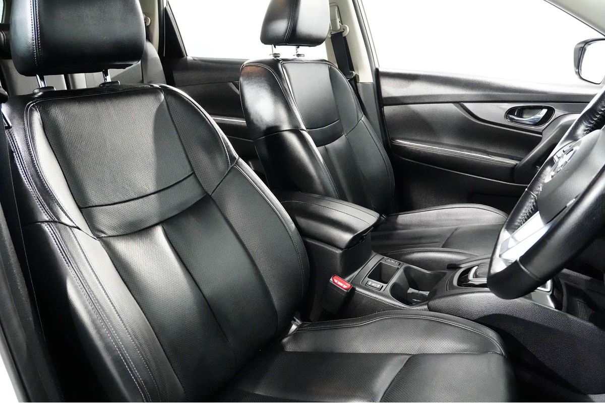 2022 Nissan X-TRAIL ST-L T32