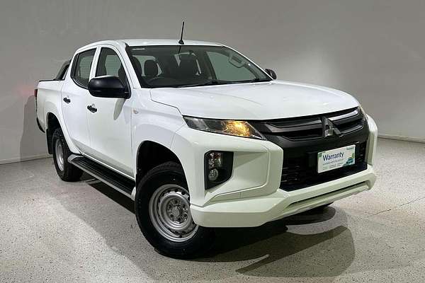 2019 Mitsubishi Triton GLX MR 4X4