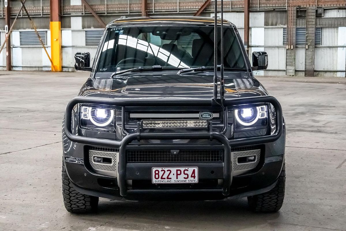 2023 Land Rover Defender 110 D300 X-Dynamic HSE L663