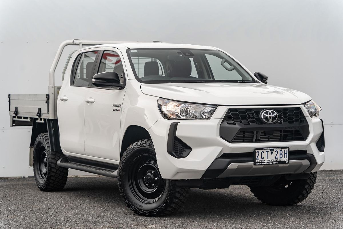 2025 Toyota Hilux SR GUN126R 4X4