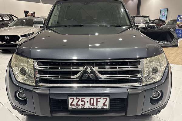 2009 Mitsubishi Pajero Exceed NT thumb-16