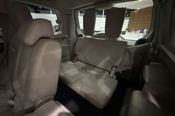 2009 Mitsubishi Pajero Exceed NT thumb-34