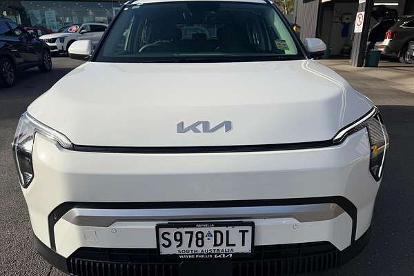 2026 Kia EV3 Air Long Range SV thumb-2