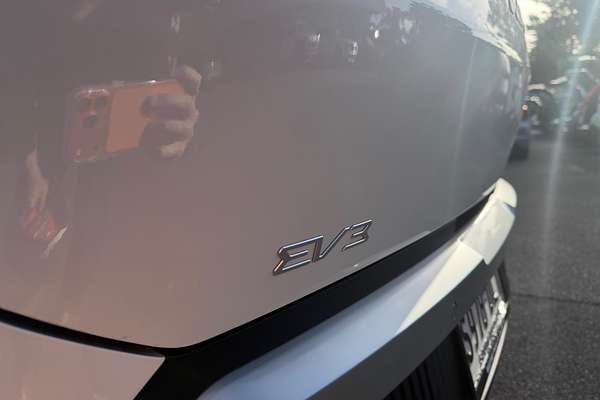 2026 Kia EV3 Air Long Range SV thumb-4