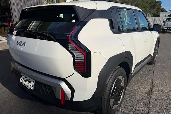 2026 Kia EV3 Air Long Range SV thumb-6