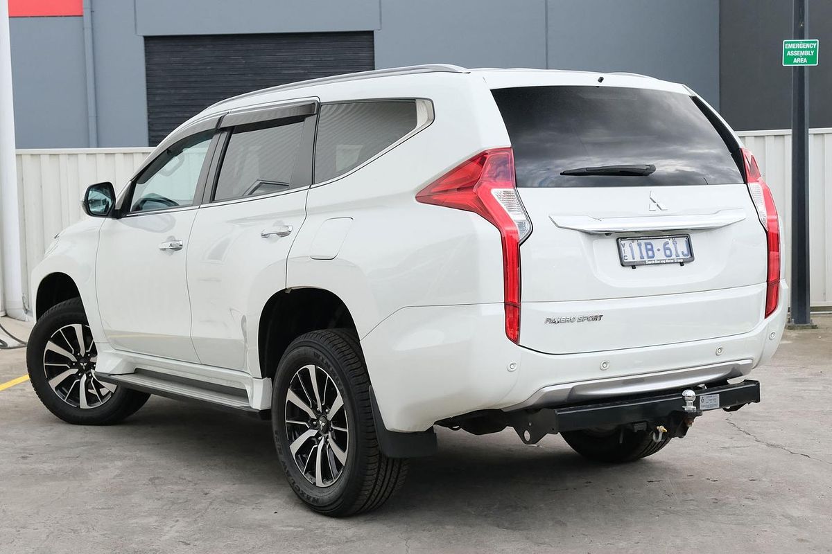 2017 Mitsubishi Pajero Sport GLX QE