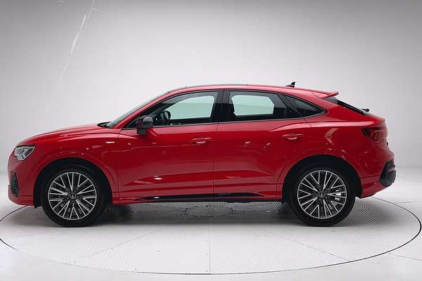 2025 Audi Q3 35 TFSI S line F3 thumb-4