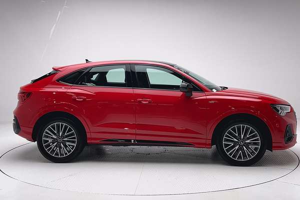 2025 Audi Q3 35 TFSI S line F3 thumb-8