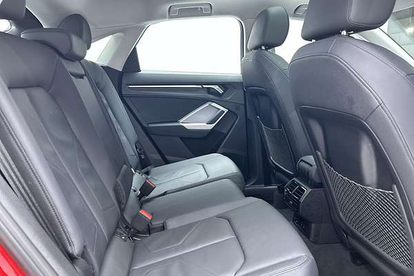 2025 Audi Q3 35 TFSI S line F3 thumb-11