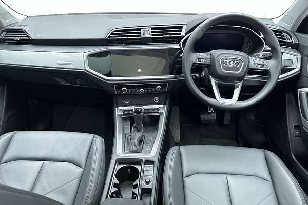 2025 Audi Q3 35 TFSI S line F3 thumb-19