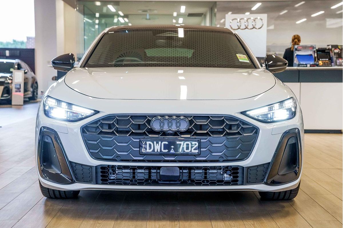 2025 Audi A5 e-hybrid S-Line B10