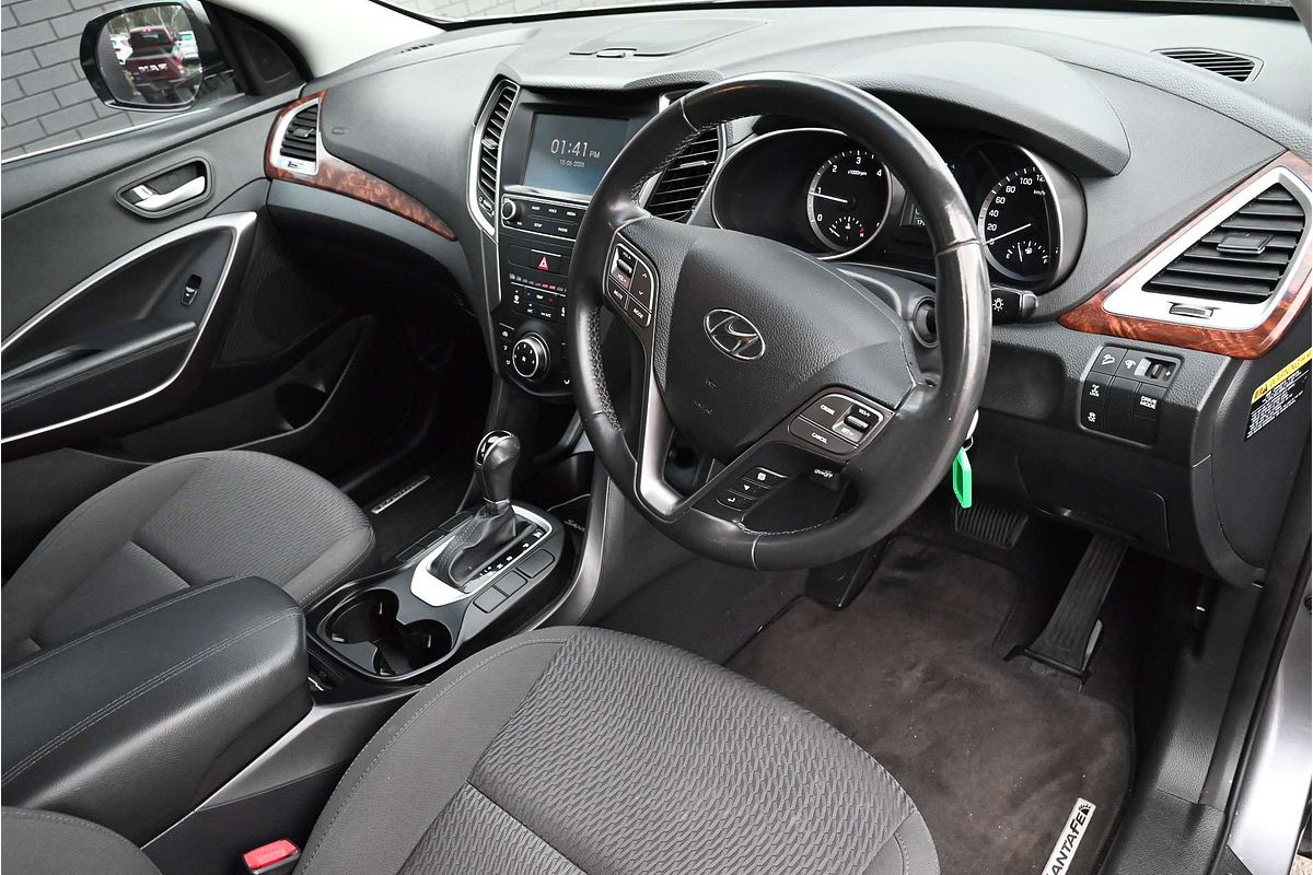 2016 Hyundai Santa Fe Active DM3 Series II