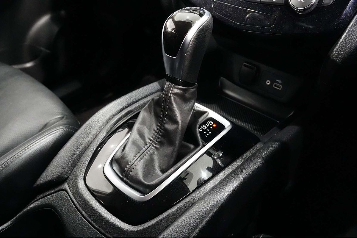 2022 Nissan X-TRAIL ST-L T32