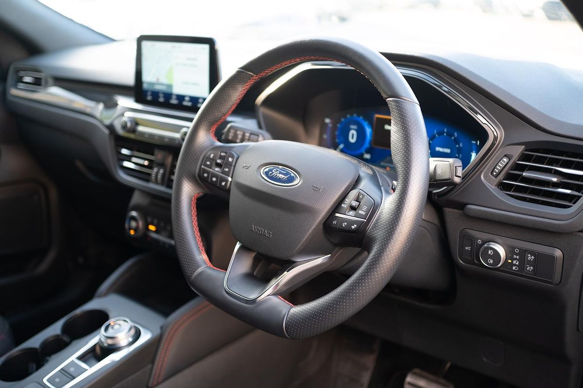 2021 Ford Escape ST-Line ZH
