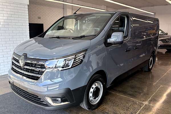 2026 Renault Trafic Pro X82 LWB Low Roof