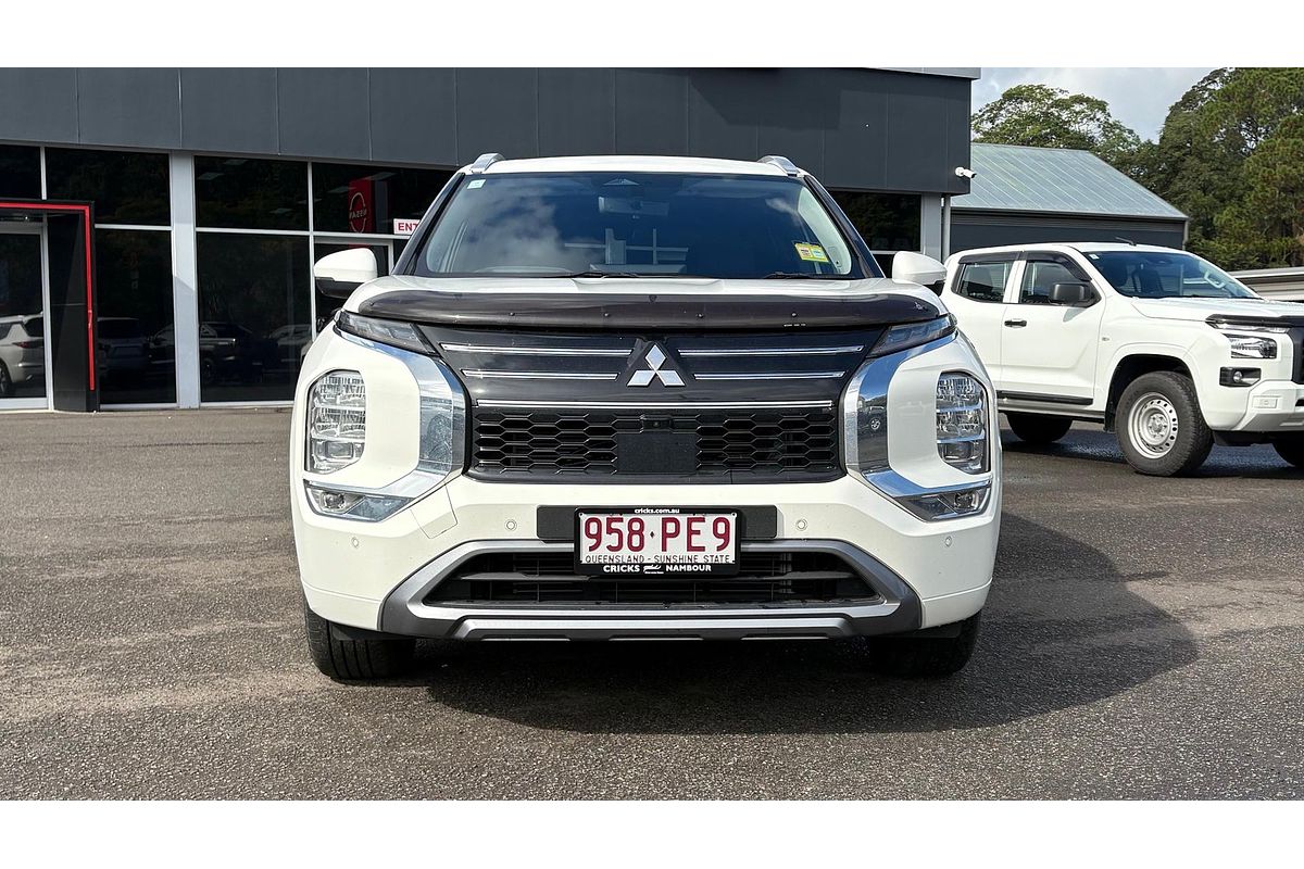 2025 Mitsubishi Outlander Exceed ZM