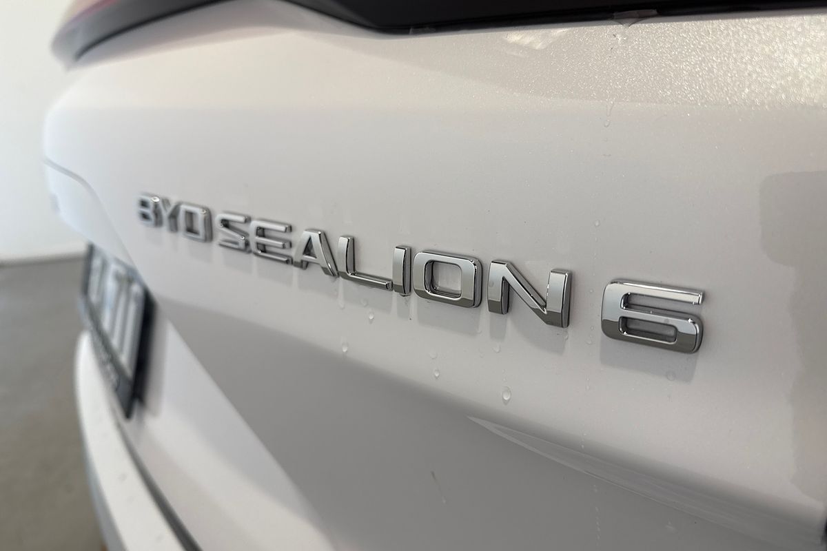 2025 BYD SEALION 6 Essential