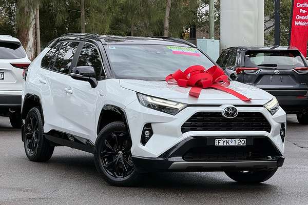 2025 Toyota RAV4 XSE AXAH54R