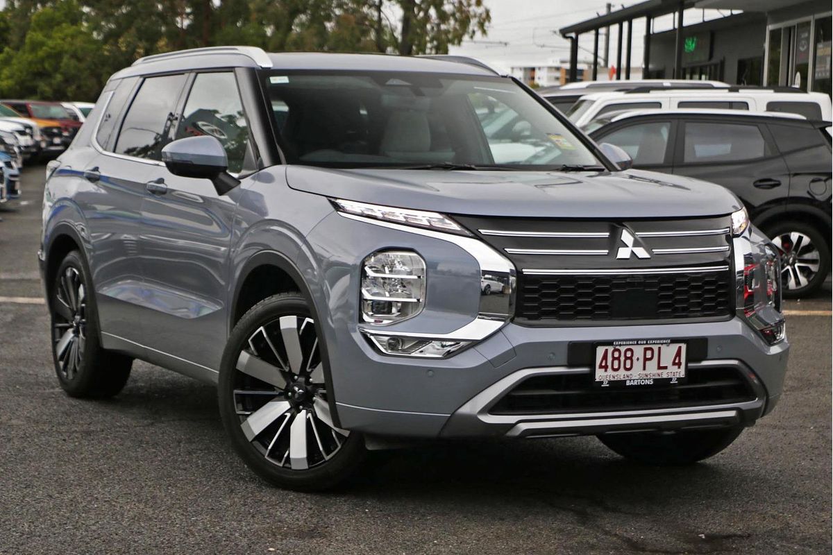 2025 Mitsubishi Outlander Exceed ZM