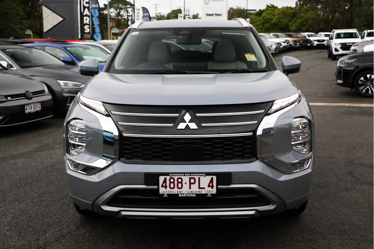 2025 Mitsubishi Outlander Exceed ZM