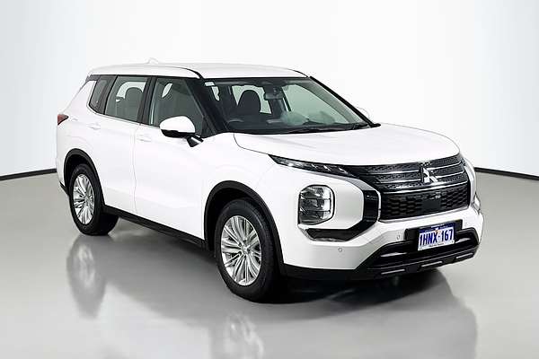 2022 Mitsubishi Outlander ES ZM