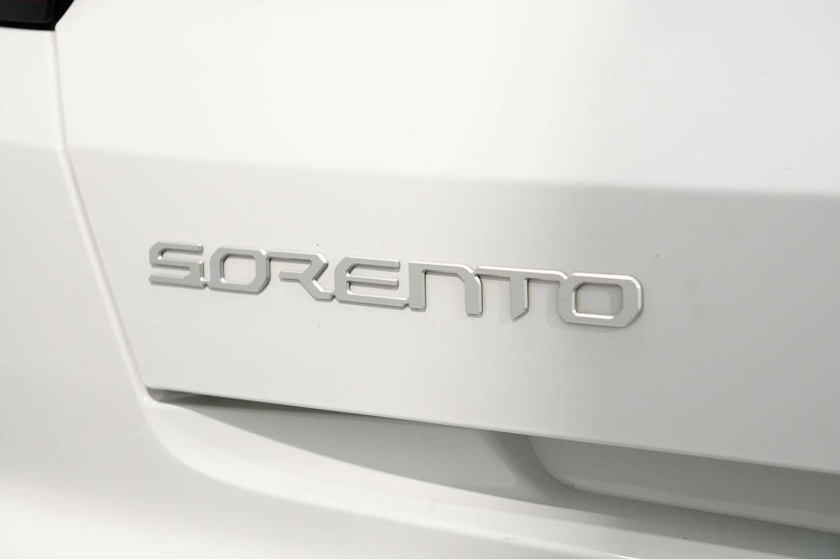 2023 Kia Sorento Sport MQ4