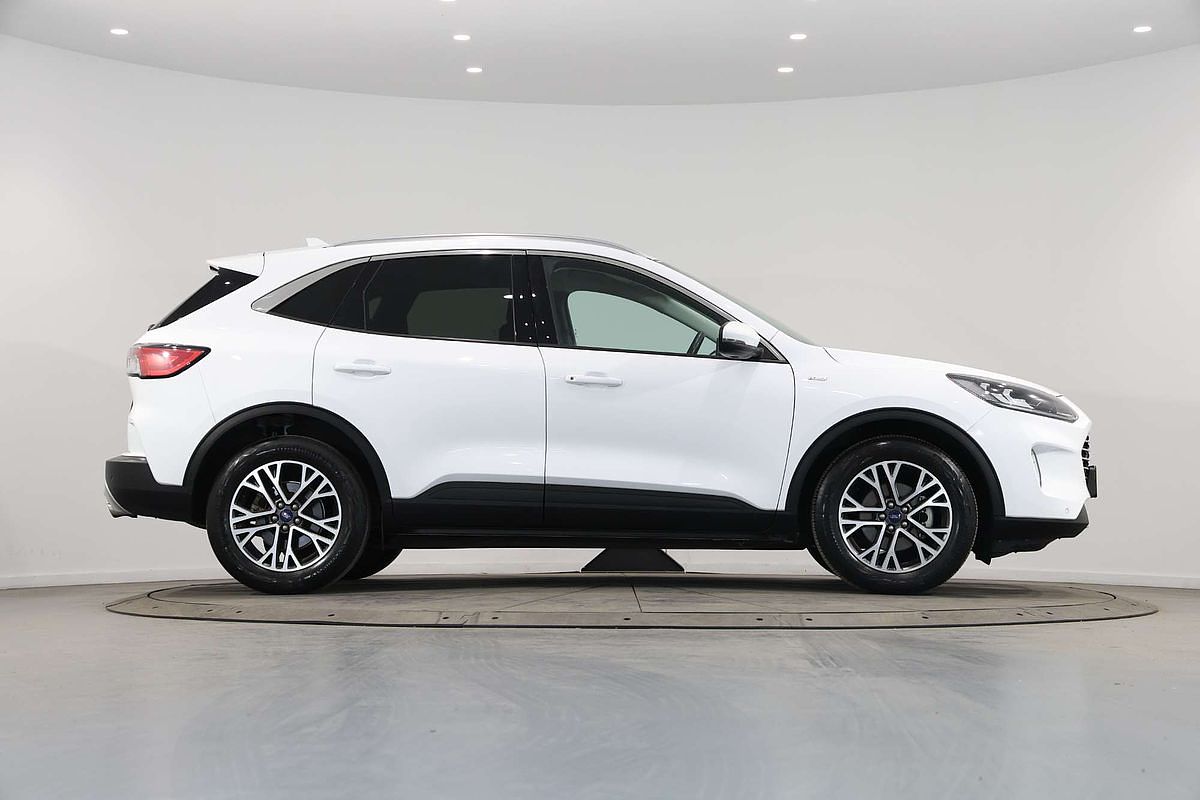 2021 Ford Escape ZH