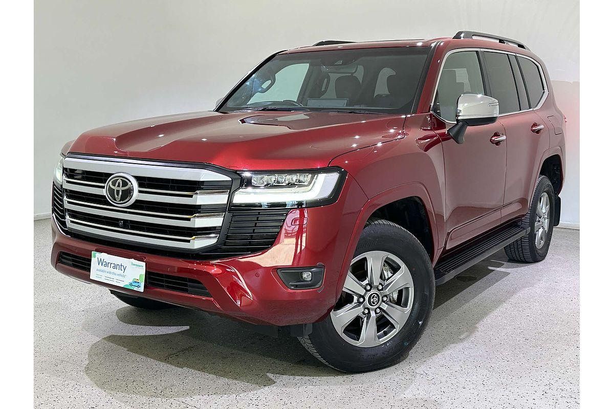2024 Toyota Landcruiser Sahara FJA300R