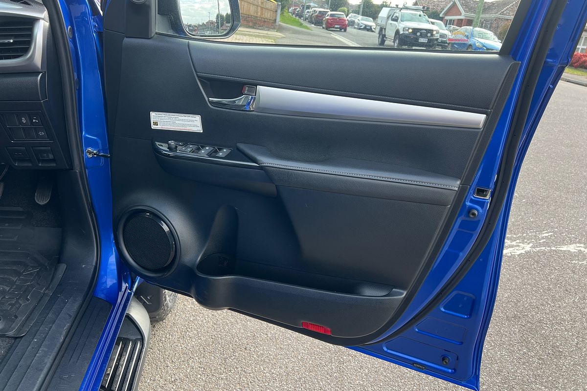 2020 Toyota Hilux SR5 GUN126R 4X4