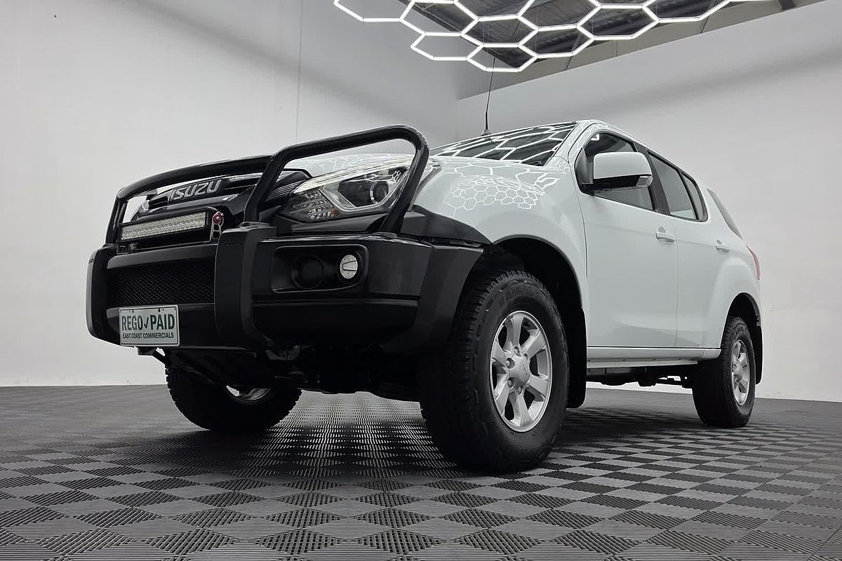2020 Isuzu MU-X LS-M