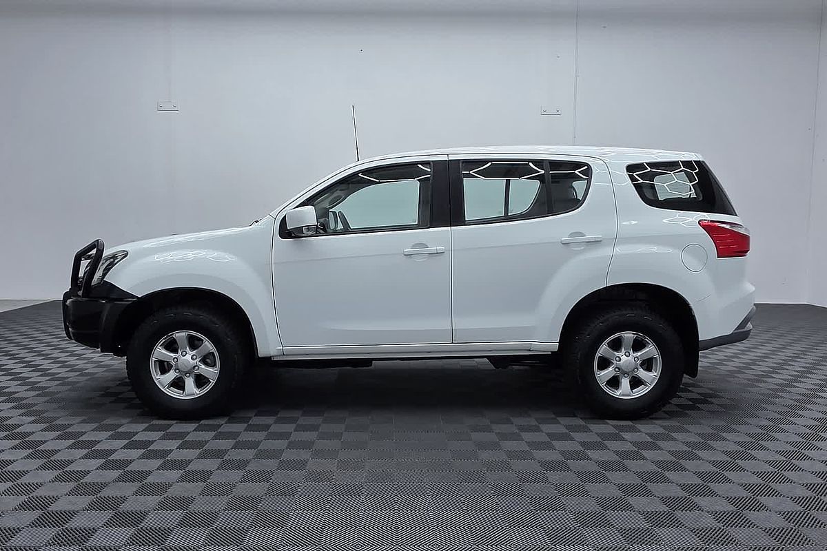 2020 Isuzu MU-X LS-M