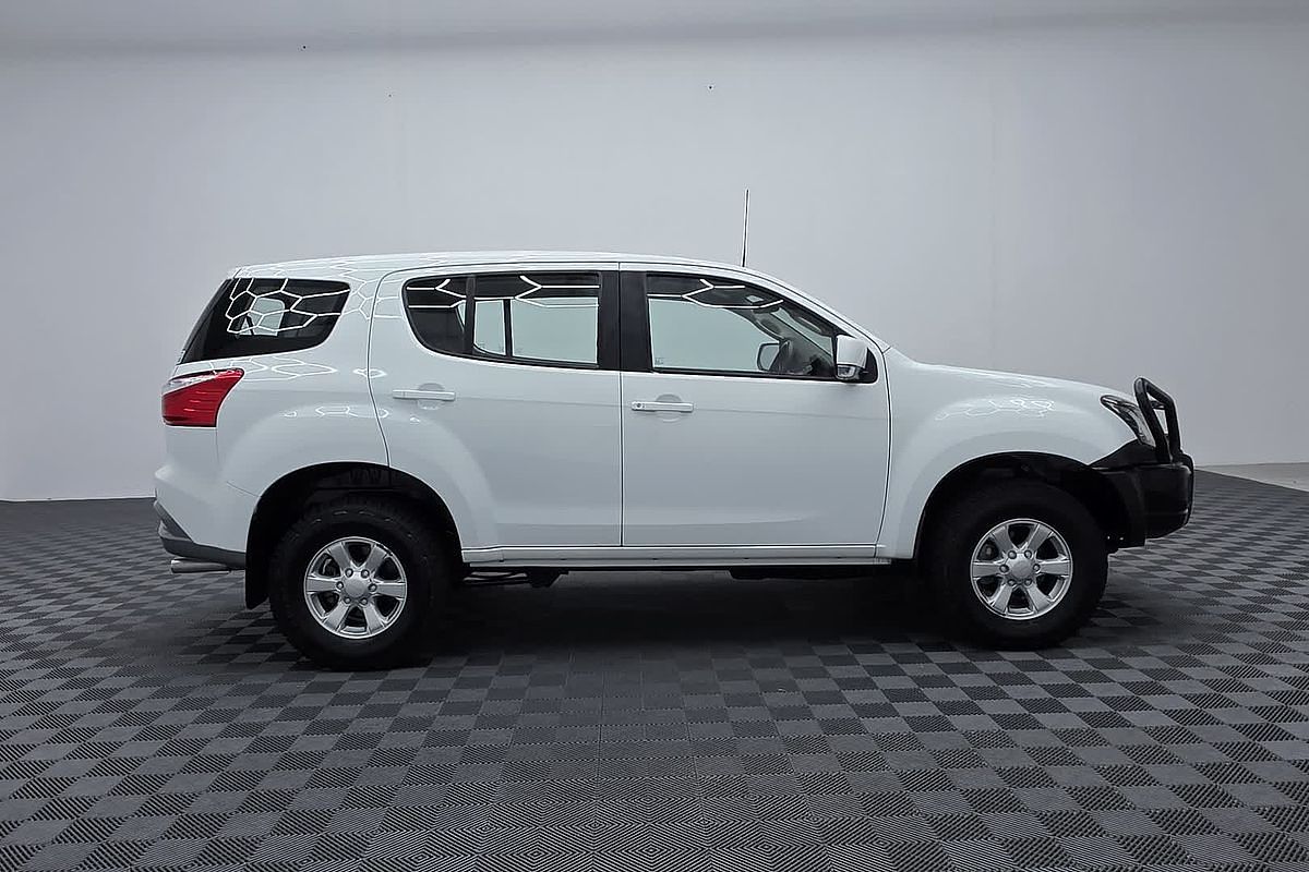 2020 Isuzu MU-X LS-M