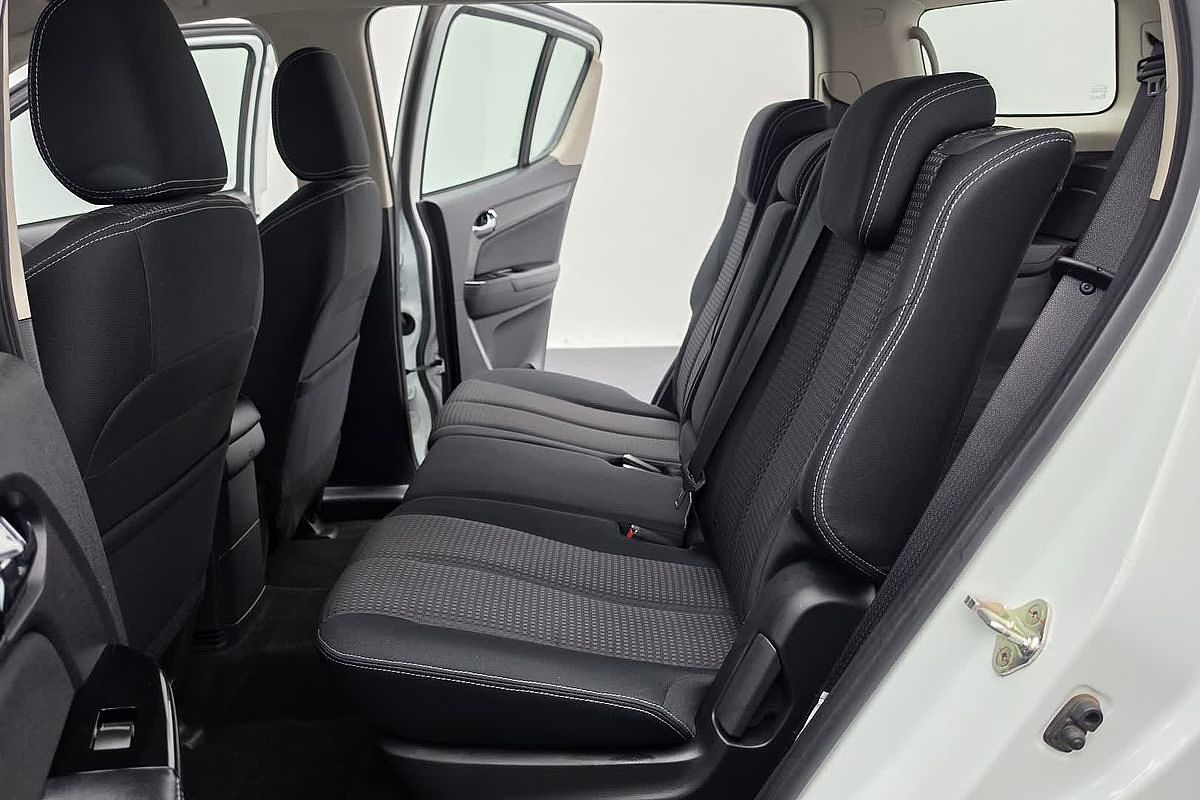 2020 Isuzu MU-X LS-M