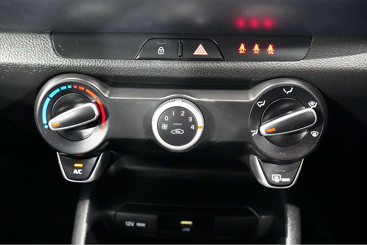 2022 Kia Stonic S YB