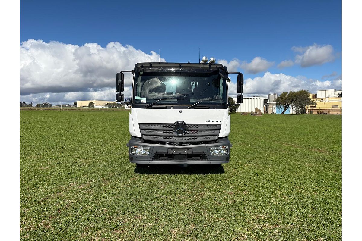 2026 Mercedes-Benz Atego 1427