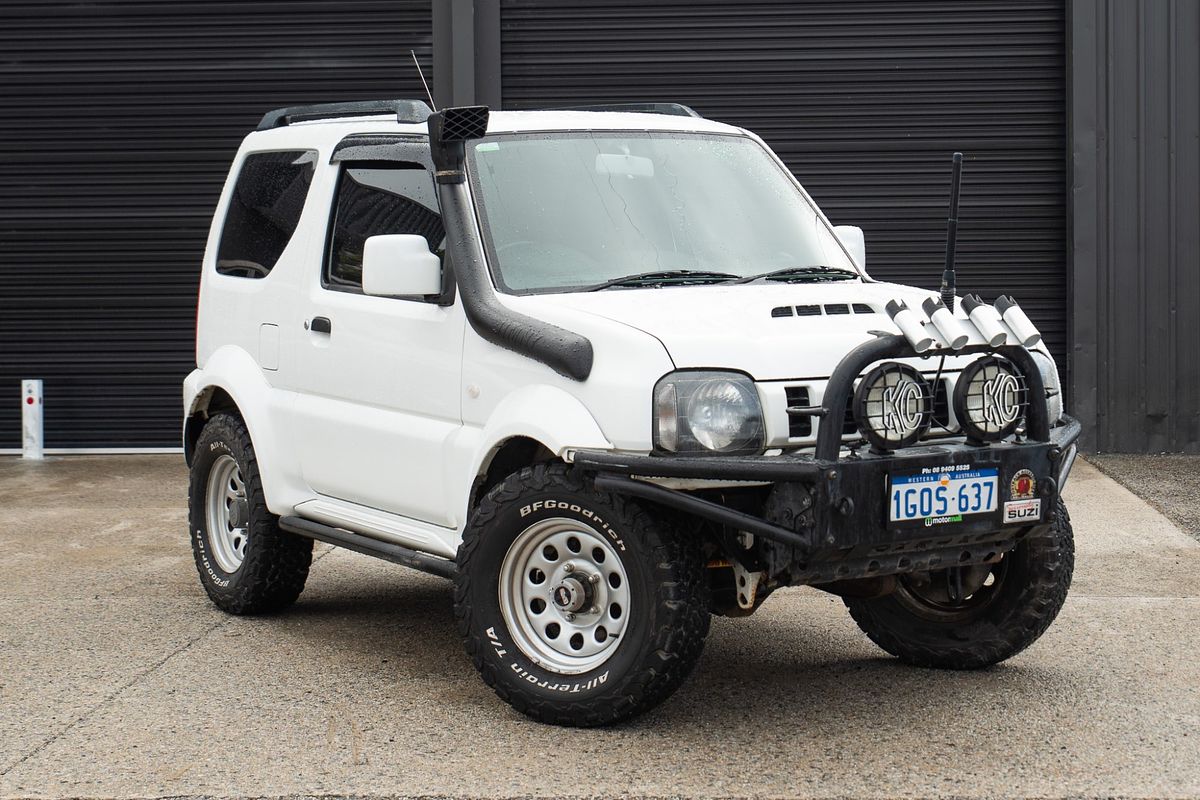 2013 Suzuki Jimny Sierra SN413 T6