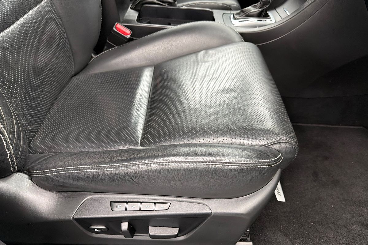 2012 Suzuki Kizashi Sport FR