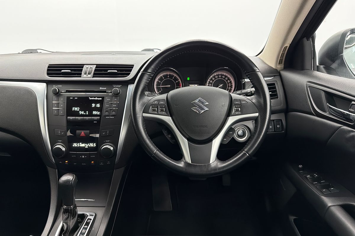 2012 Suzuki Kizashi Sport FR
