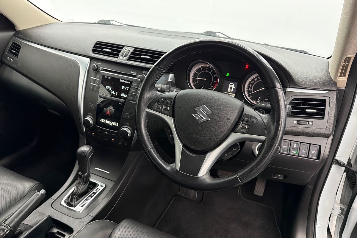 2012 Suzuki Kizashi Sport FR