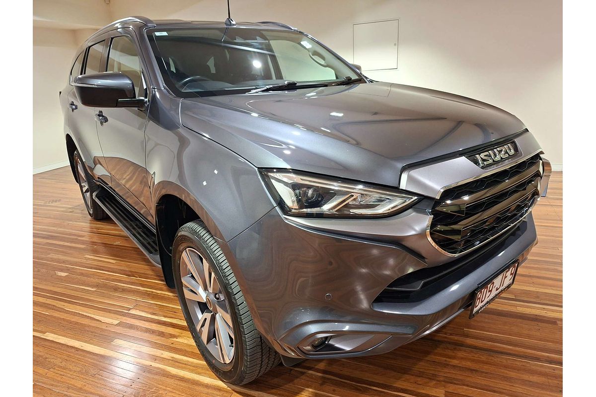 2023 Isuzu MU-X LS-T